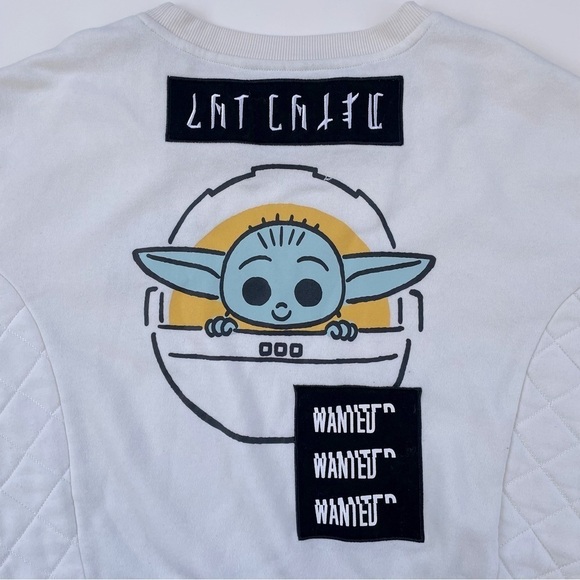 Disney Store Grogu Ladies' Cream Sweatshirt Star Wars The Mandalorian Size LARGE - Picture 7 of 10